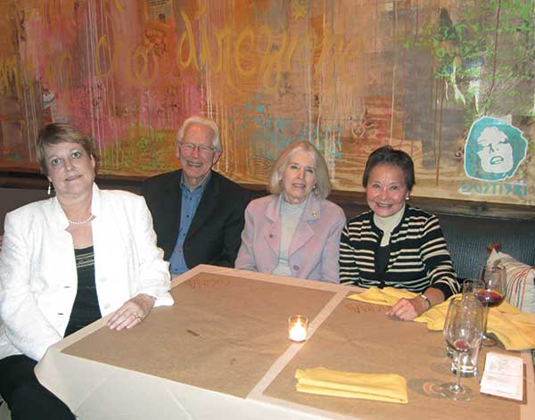 Darlene Logan, Mac Beasley, and Kate Kirby dine with major donor Rosa Ovshinsky 
