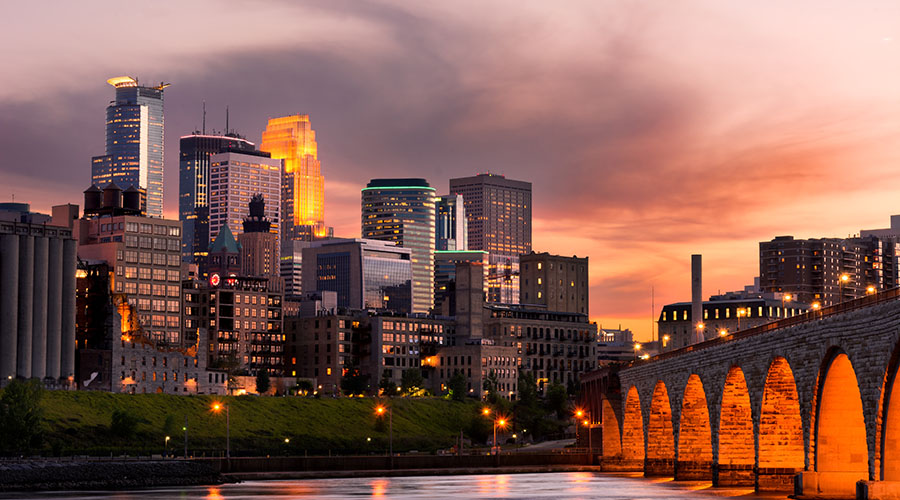 Minneapolis skyline evening